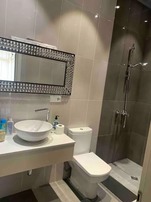 Cozy Apartment In Tbilisi