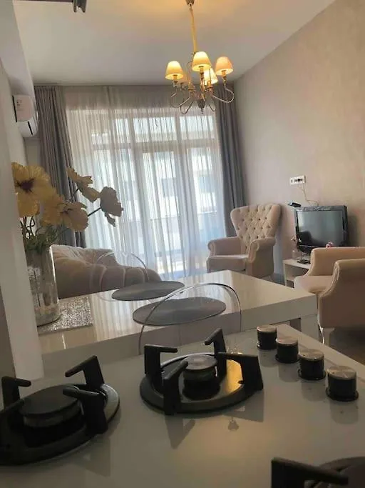 Cozy Apartment In Tbilisi