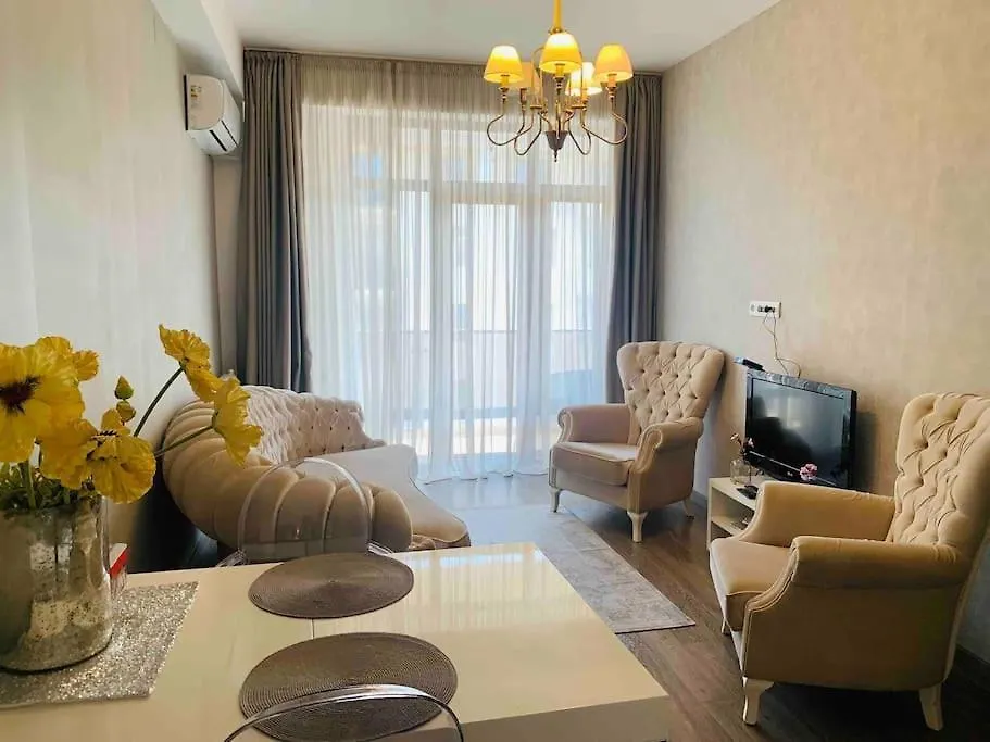 Cozy Apartment In Tbilisi